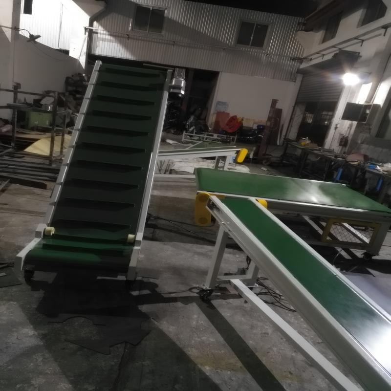 爬坡皮带输送机