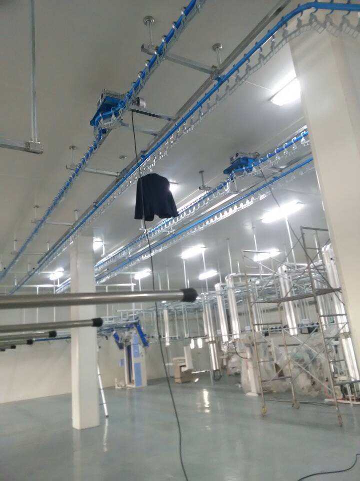 悬挂链输送机